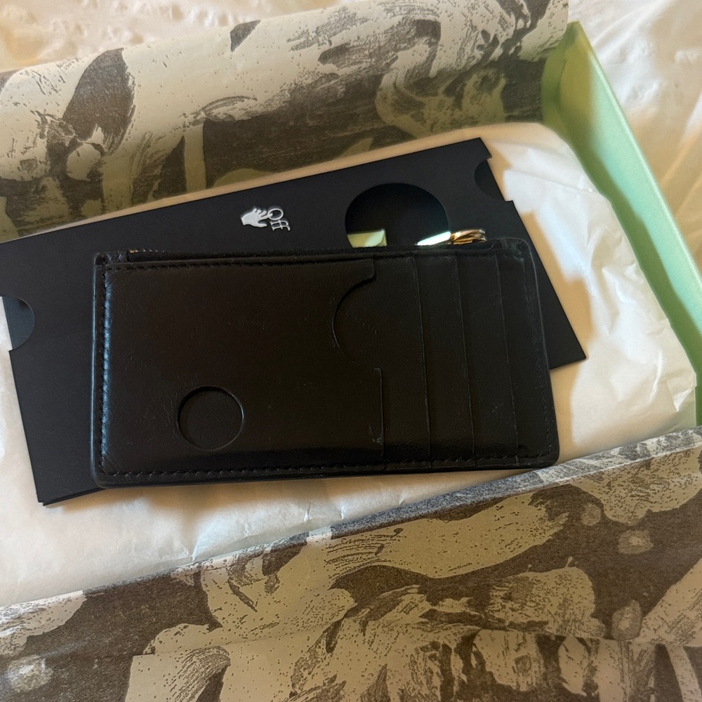 Off-White Black Card Holder Burrow Zipped Coin Purse